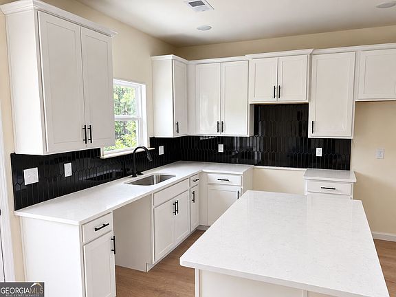 2nd image of 3372 Dacite Ct Lot 24