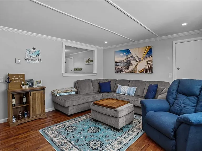 70 Carroll Ave #310 — Photo 12