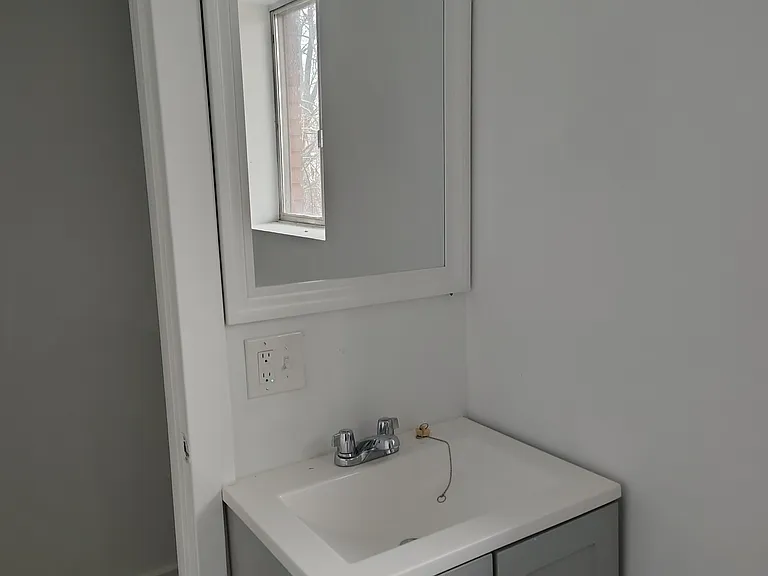 10103 Cadieux Ave #10 — Photo 32
