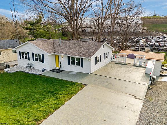 4th image of 857 Willowdale Rd