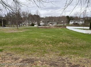 Willowbrook Rd & Edella, Clarks summit, PA 18411