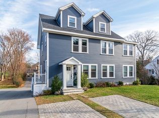 31 Oak St, Wellesley, MA 02482