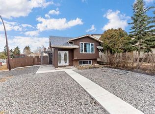 85 W Abergale Close NE, Calgary, AB T2A6J2