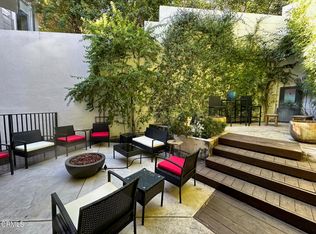 3551 Dixie Canyon Pl, Sherman Oaks, CA 91423