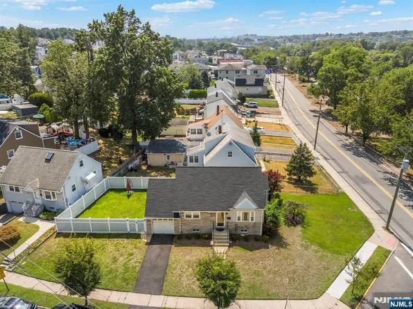 75 Birchwood Drive, North Arlington, NJ 07031