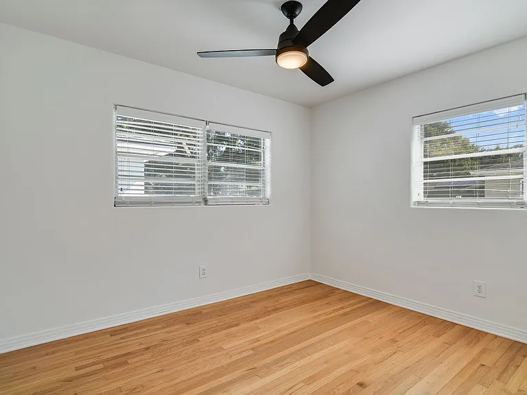 2201 Hand Blvd — Photo 12
