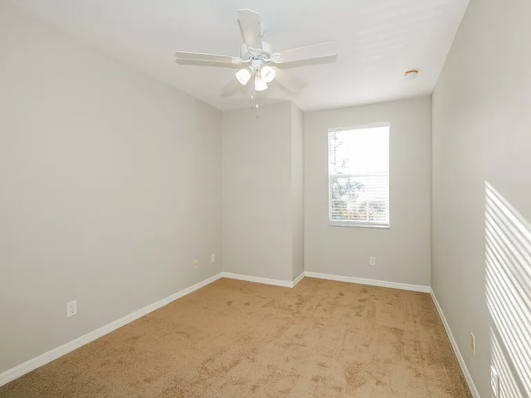 4413 Huddlestone Dr — Photo 14