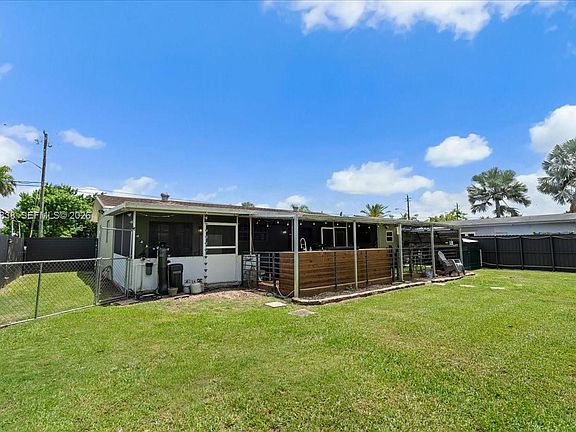 3rd image of 17265 SW 302nd St