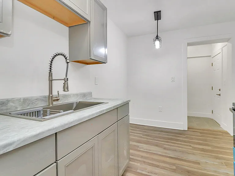 1405 Catherine Simmons Ave #1 — Photo 7