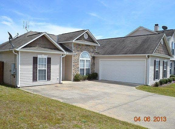 4th image of 2810 Gatewood Dr