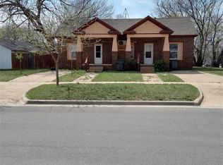 302 SW Park Ave, Lawton, OK 73501
