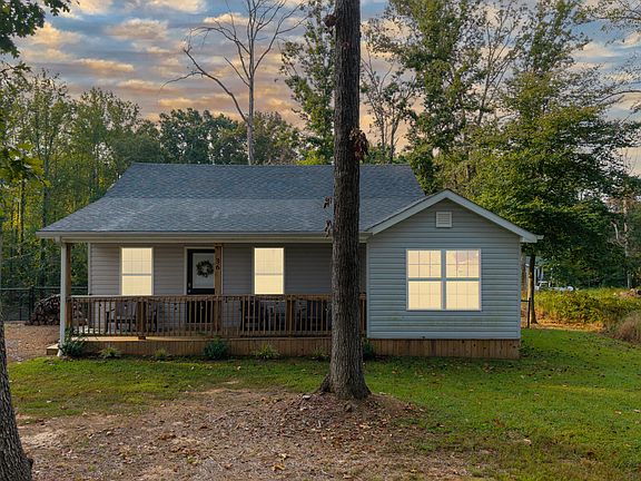 2nd image of 36 Lazy Trail Rd