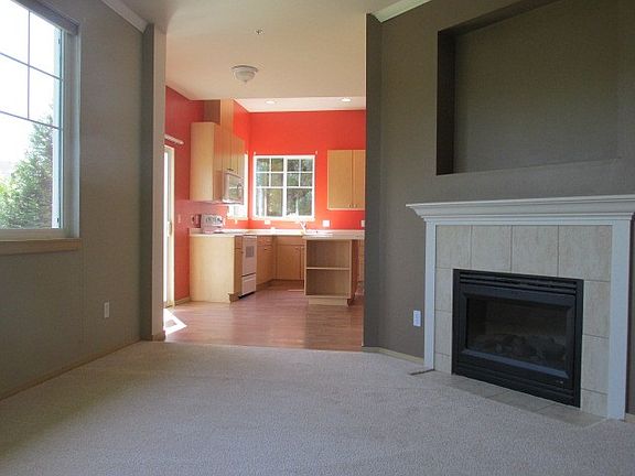 4th image of 6218 Lindsay Ave SE Unit B