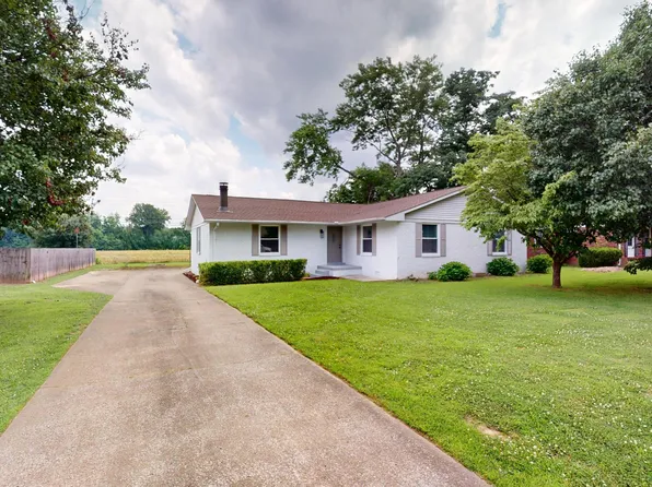 713 Jamestown Rd, Dyersburg, TN 38024