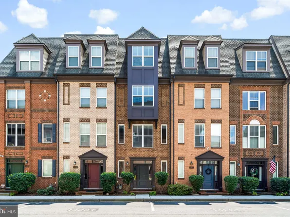 1424 Trafalgar Ln, Frederick, MD 21701