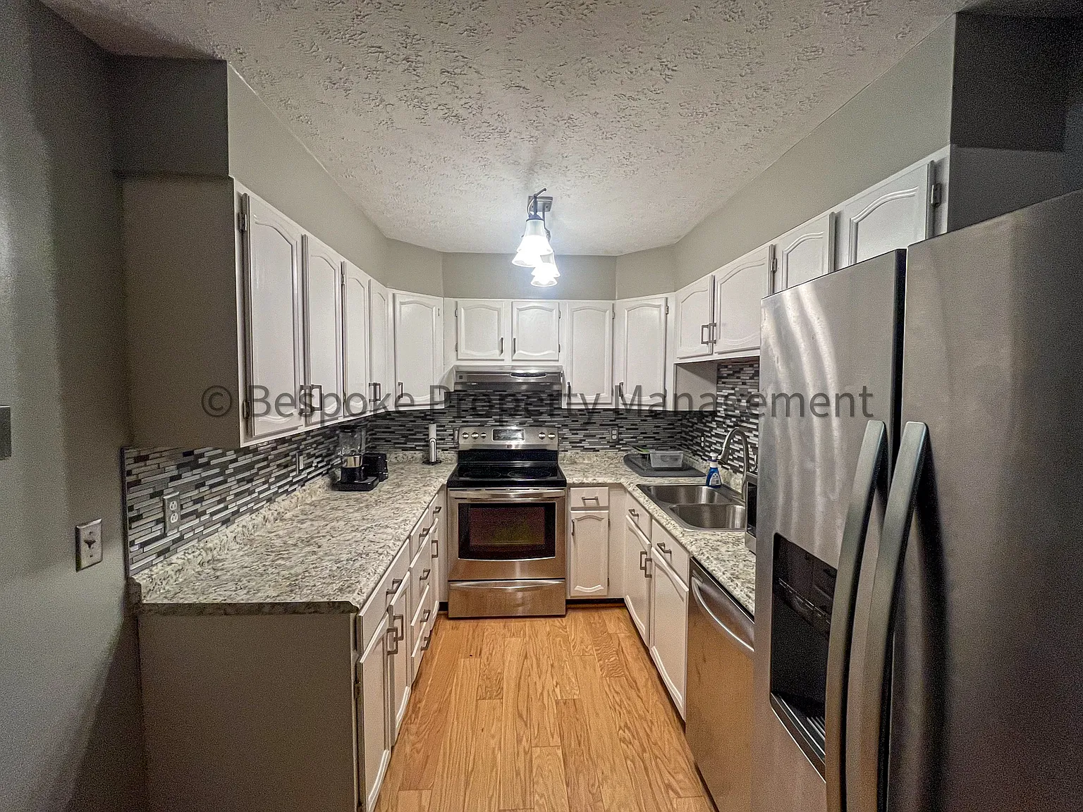 609 Shearwood Forest Dr — Photo 3