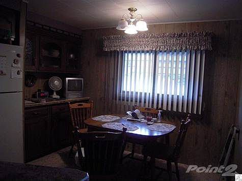 2nd image of 118 Banks Blvd