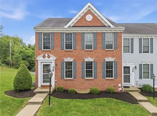 328 Trotwood Dr, Coraopolis, PA 15108