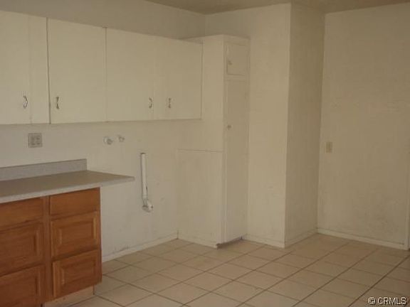 3rd image of 314 W 48th St