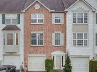 5 Dolmen Ln, Bear, DE 19701