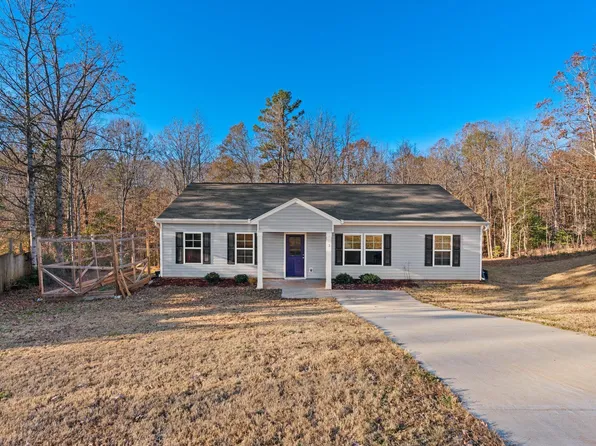 3 Stern Ct, Greenville, SC 29617