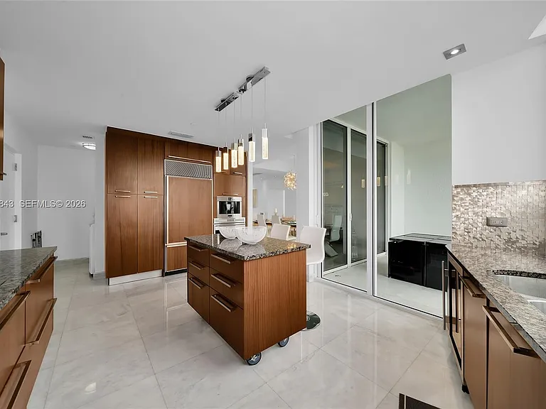 16001 Collins Ave #1406 — Photo 7