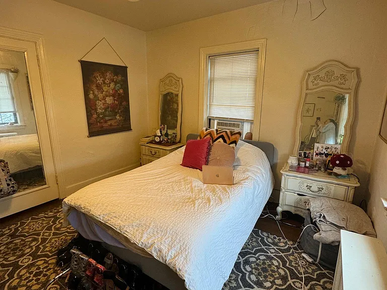208 Beverly Rd #4 — Photo 14