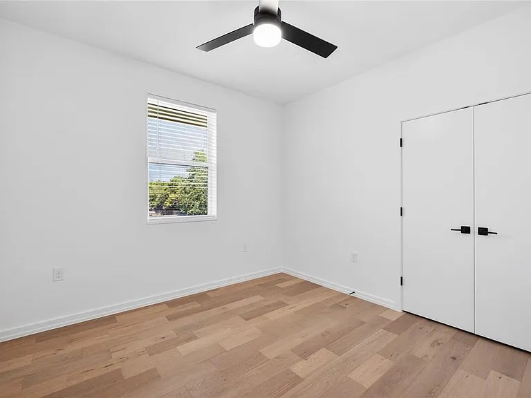 914 Taulbee Ln #A — Photo 16
