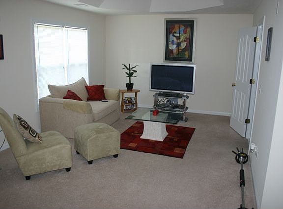 master sitting area