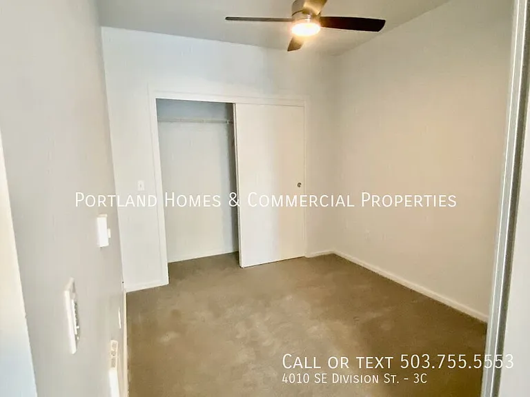 4010 SE Division St #3C — Photo 5