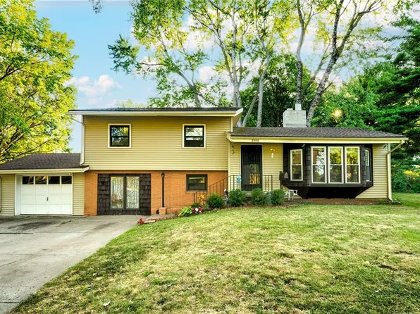 2502 S Ellison Way, Independence, MO 64055