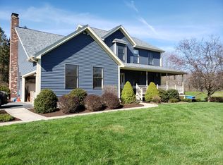 9 Apple Ln, Colchester, CT 06415