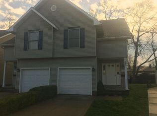 1519 Douglas Rd, Wickliffe, OH 44092