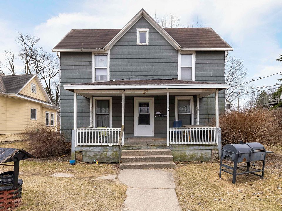 1st image of 251 W Homer St