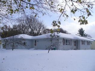 46 Twilight Dr, Rochester, NY 14617