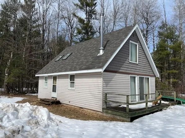 N16542 Dam Rd, Pembine, WI 54156