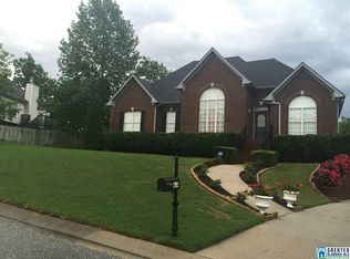 404 Savannah Cv, Calera, AL 35040