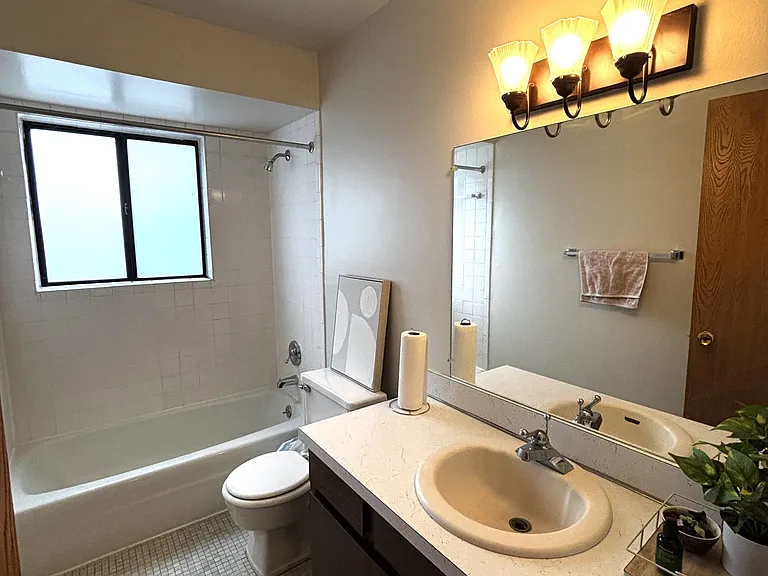 32684 Mound Rd — Photo 3
