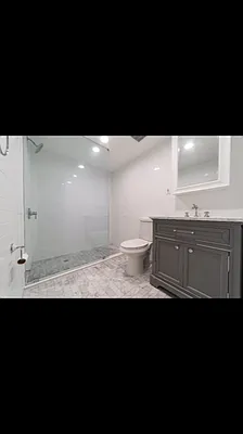 Rented by Voro, LLC | media 22