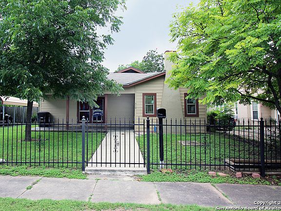 5th image of 318 Hermitage Ct