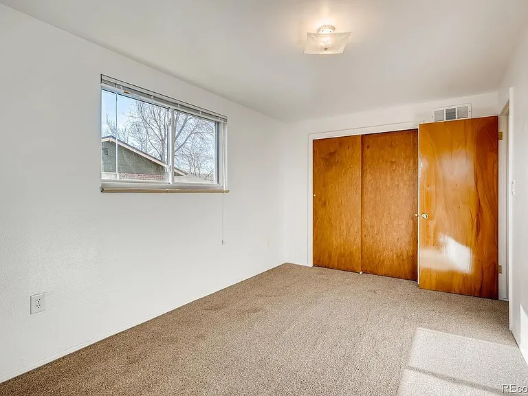 4820 Field Ct — Photo 7