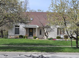 4812 Olde Meadow Ln, Sylvania, OH 43560