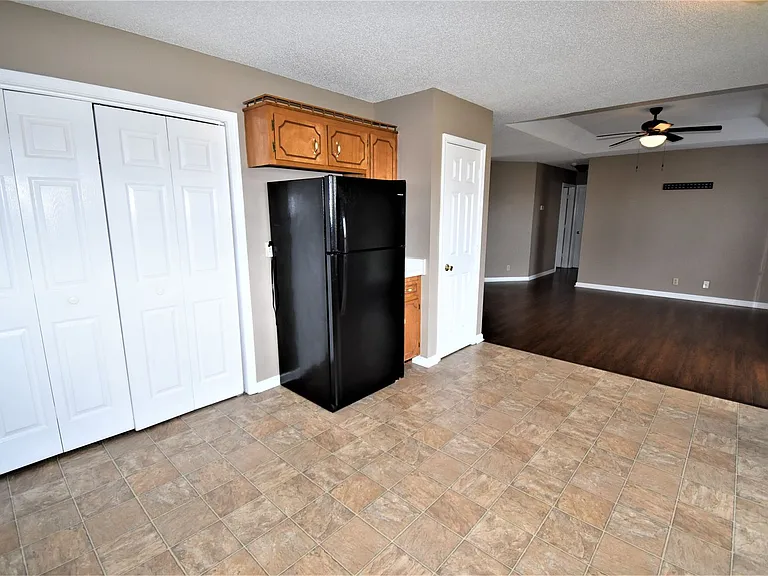 1305 Hand Dr — Photo 6