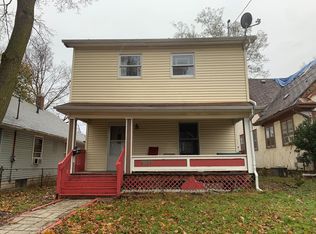 1811 Maplewood Ave, Lansing, MI 48910