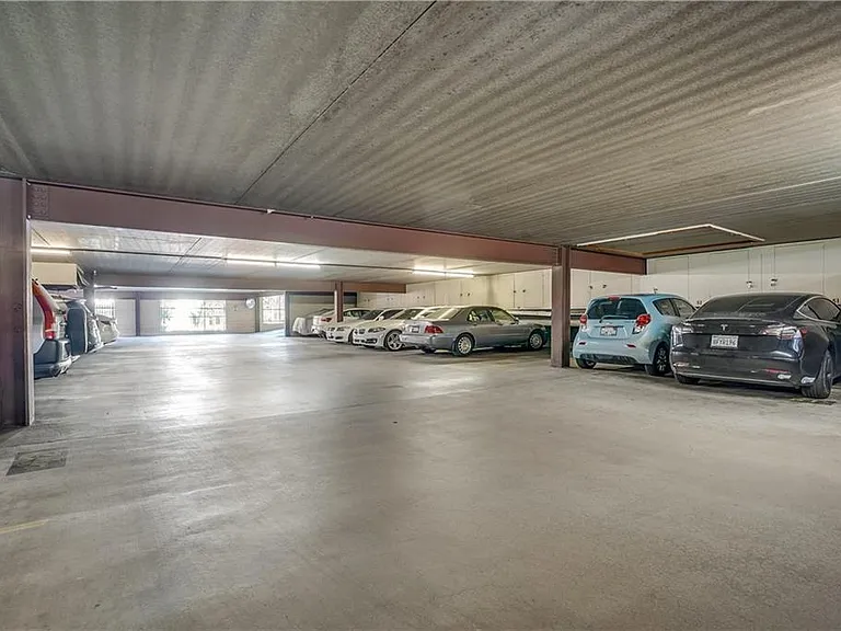 1750 E Ocean Blvd #707 — Photo 41