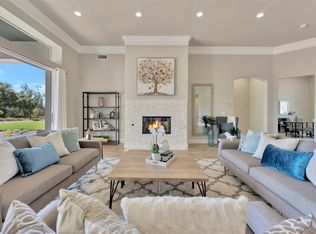 1073 Jimlojan Rd, Escondido, CA 92029