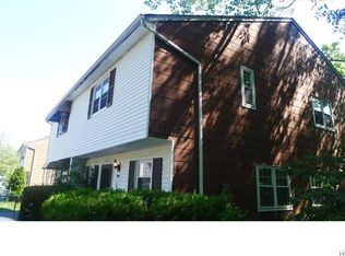 15 Spring Brook Rd, Nanuet, NY 10954