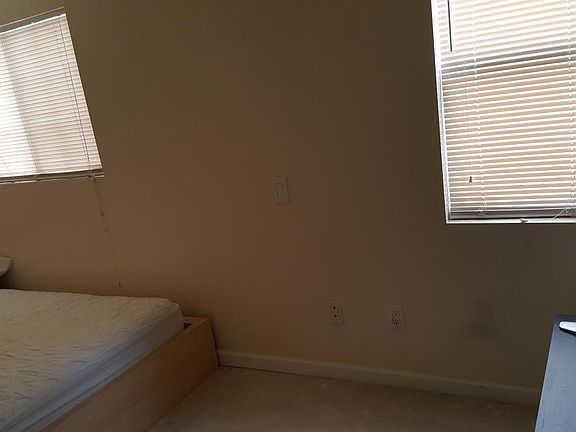 3rd image of 1303 Geneva Ave