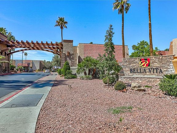 3rd image of 5060 Indian River Dr Unit 390