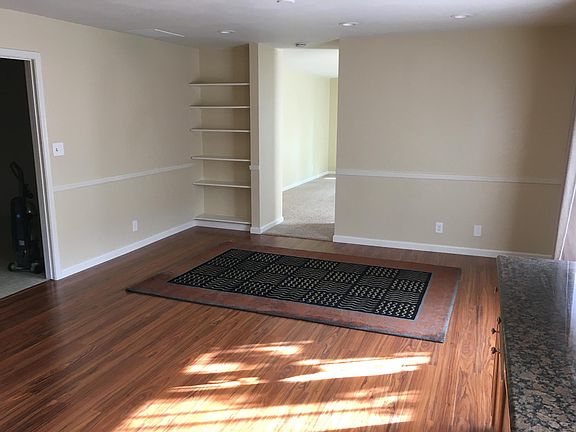5th image of 272 Penn Way